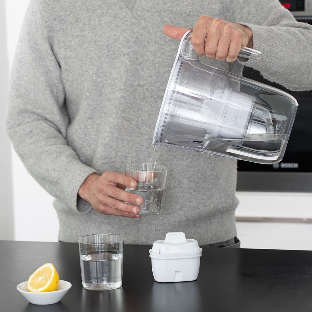 Philips Wasserfilter Kanne 2.6L + 6Micro X-Clean Wasserfilter (filtert PFAS) AWP2933WHT6