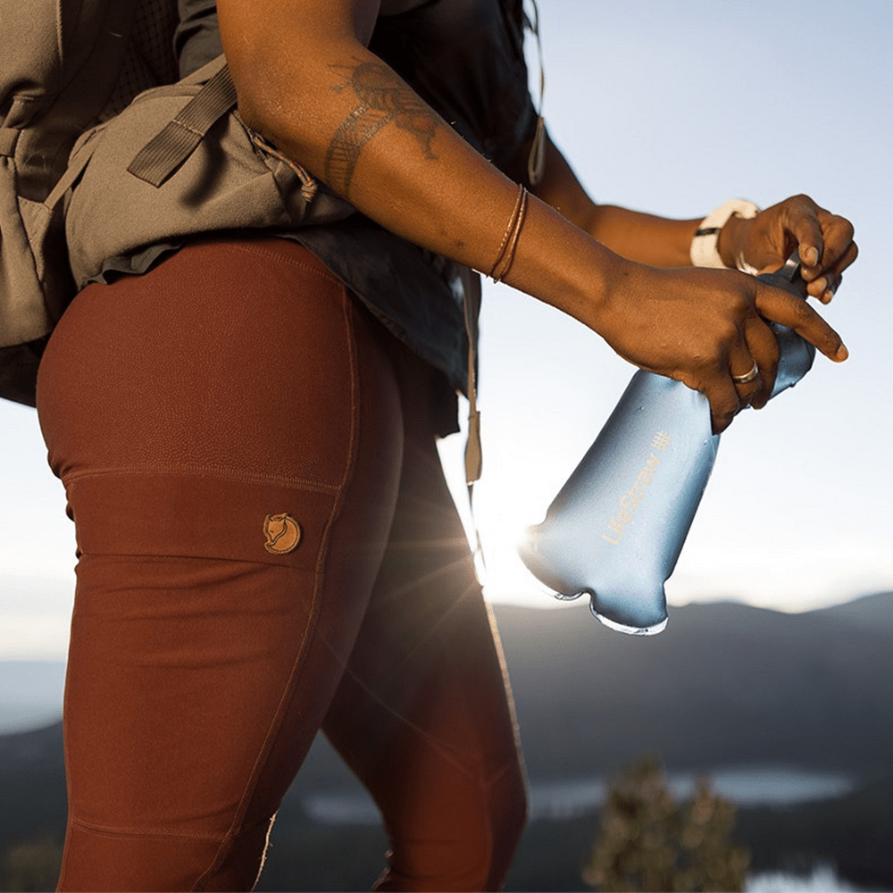LifeStraw Peak Series Collapsible Squeeze Bottle 1l Dunkles Berggrau