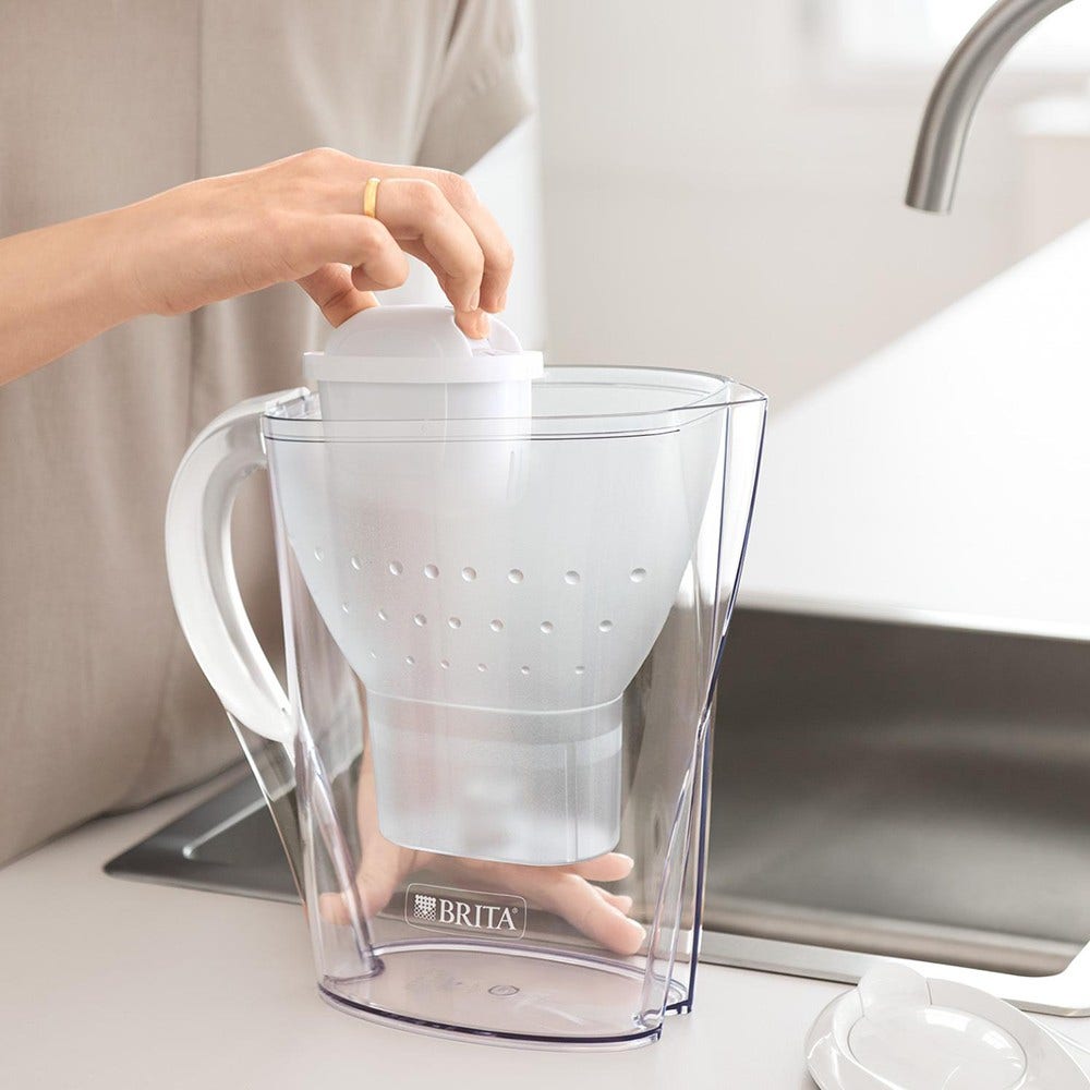 BRITA Marella Wasserfilter Kanne 2.4L + MAXTRA PRO Filterkartusche 1051118 (filtert PFAS)